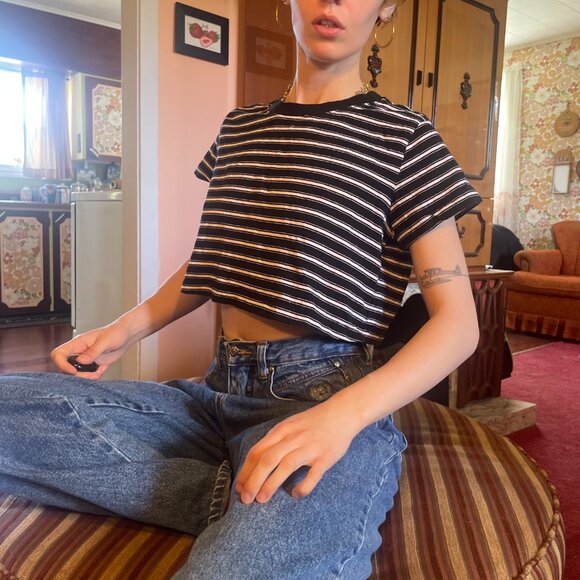 BDG black and white striped cropped grunge t shirt! - Picture 7 of 14